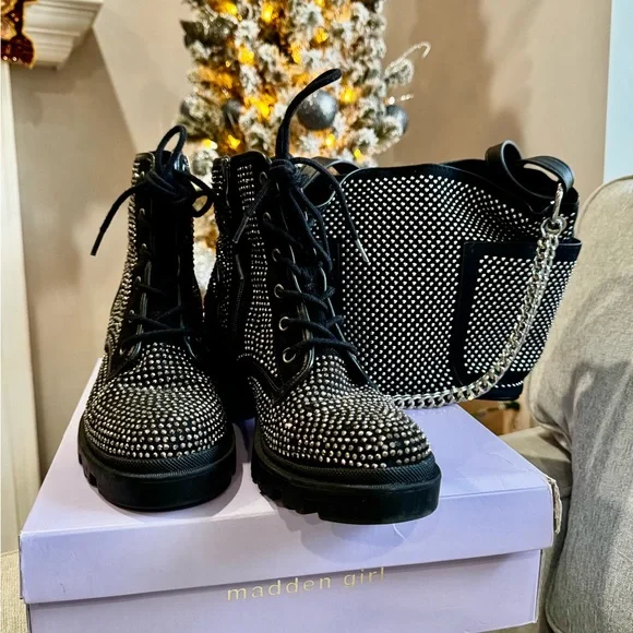 Madden Girl Boots Size 8 - Picture 3 of 11